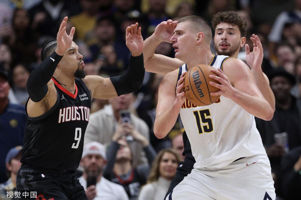 在女子足球 在女子足球