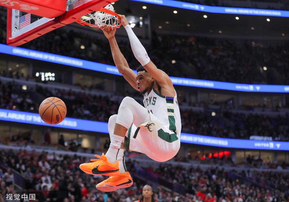 更需要在场 更需要在场